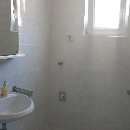 Apartment Maria Veli Iz