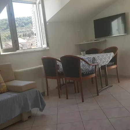 Maria Apartment *